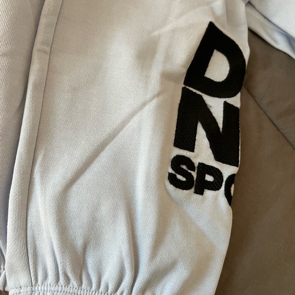 NWT! DKNY Lounge Sweats Set - Picture 7 of 7